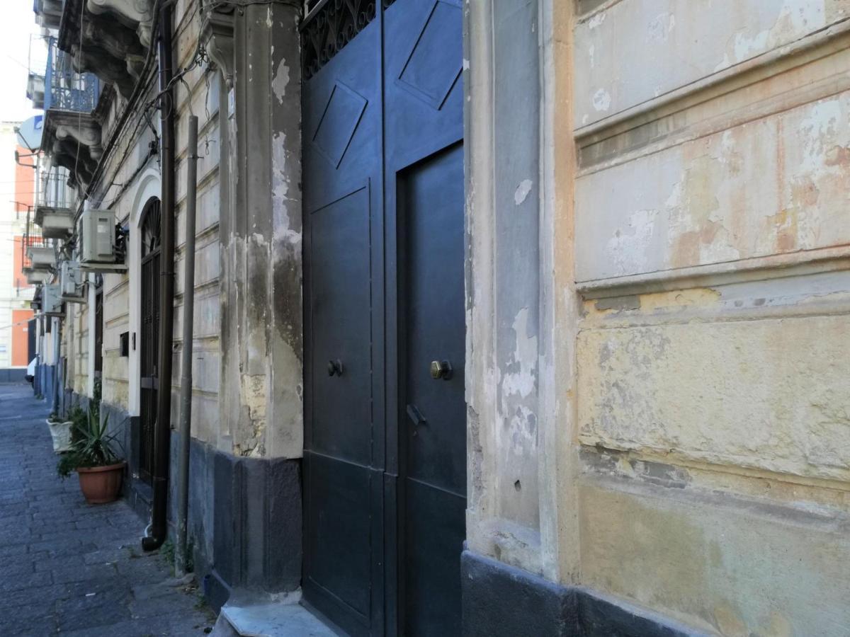 Mokarta B&B Катания Экстерьер фото